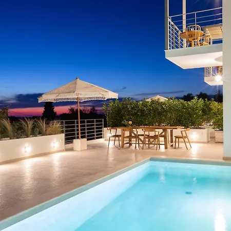 Hyades A Serene Luxury Retreat Villa *